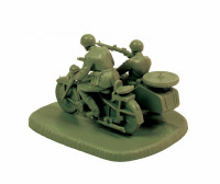 Советский мотоцикл М-72 с коляской и экипажем 1/72