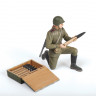Советская 76-мм противотанковая пушка ЗИС-3 с расчетом 1/35