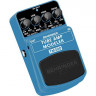 BEHRINGER TM300 педаль моделирования ламповых усилителей