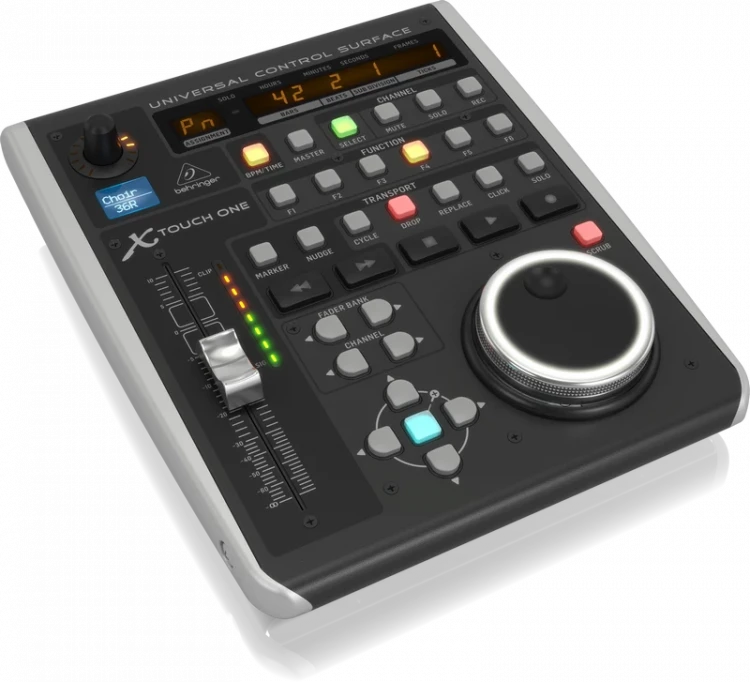 USB- контроллер Behringer X-TOUCH ONE