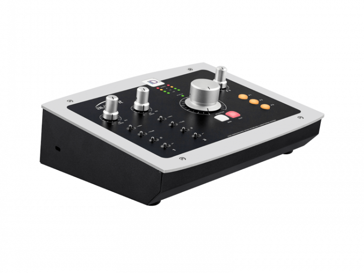 Аудиоинтерфейс Audient iD22