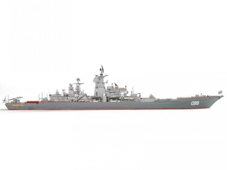 Сборная модель ZVEZDA Российский атомный ракетный крейсер “Петр Великий”, 1/700