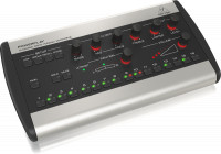 Цифровой стерео микшер Behringer P16-M