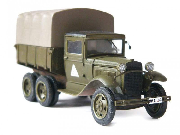 Сборная модель ZVEZDA Советский армейский трехосный грузовик (ГАЗ-ААА), 1/35